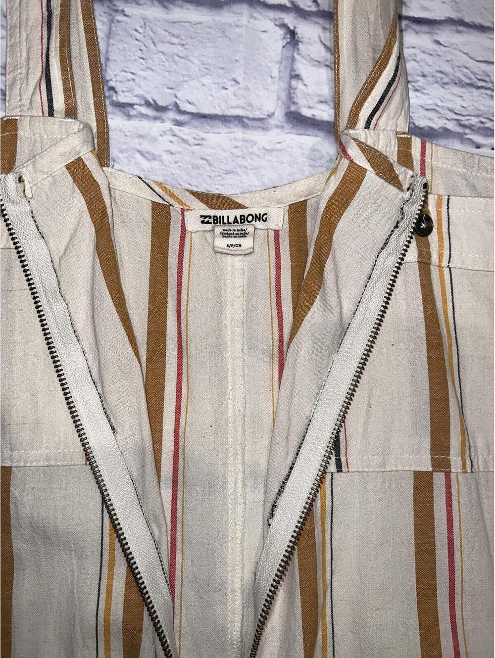 BILLABONG Jumpsuit size small - Picture 3 of 9